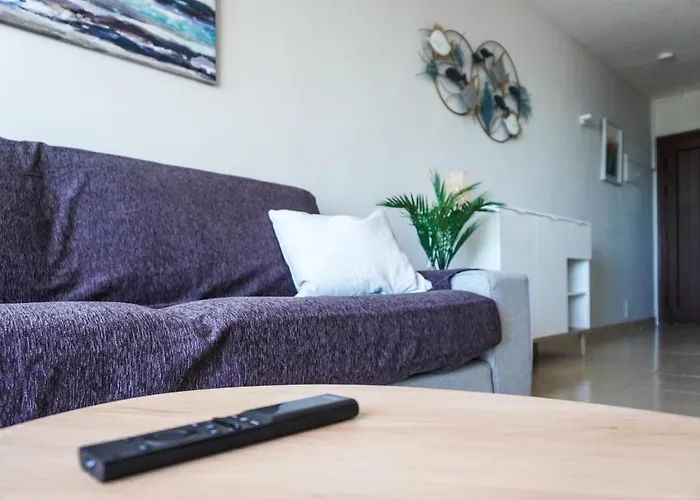 Vistamar, Cristianos