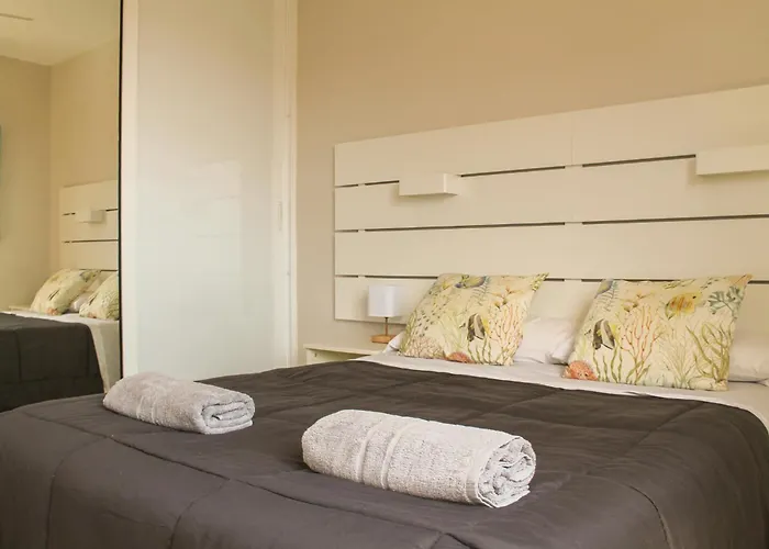 Vistamar, Cristianos